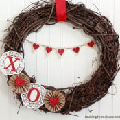 Valentine's Day Decor: Valentine's Day Wreath