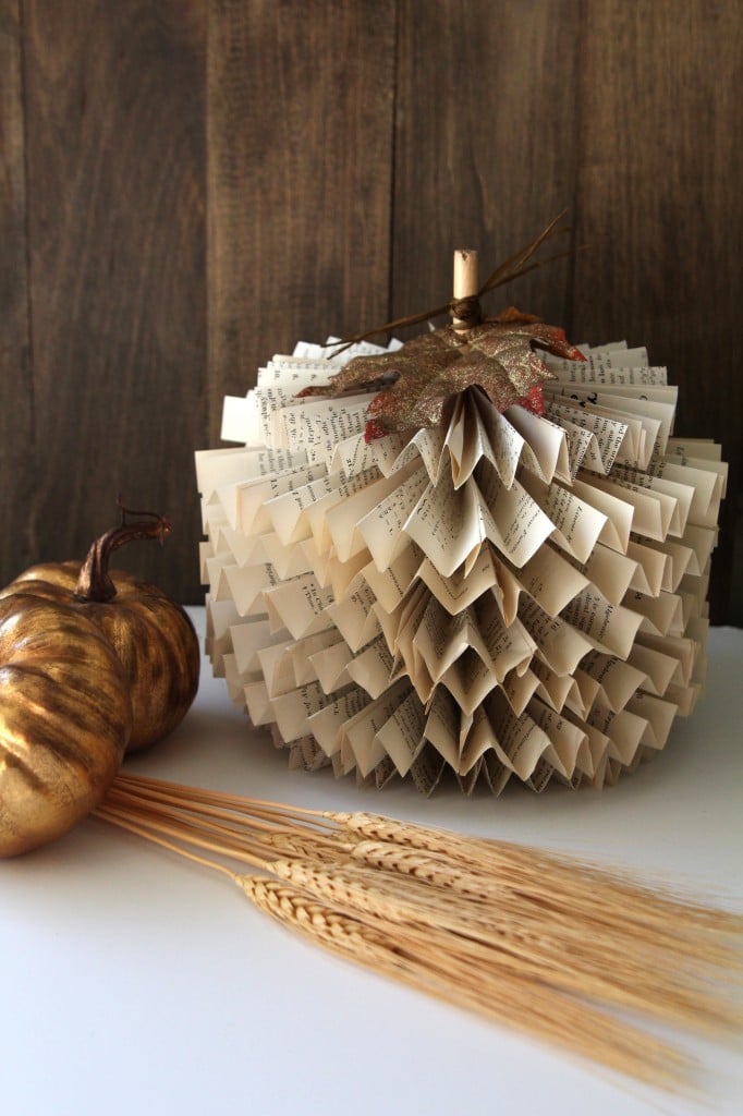 book page pumpkin