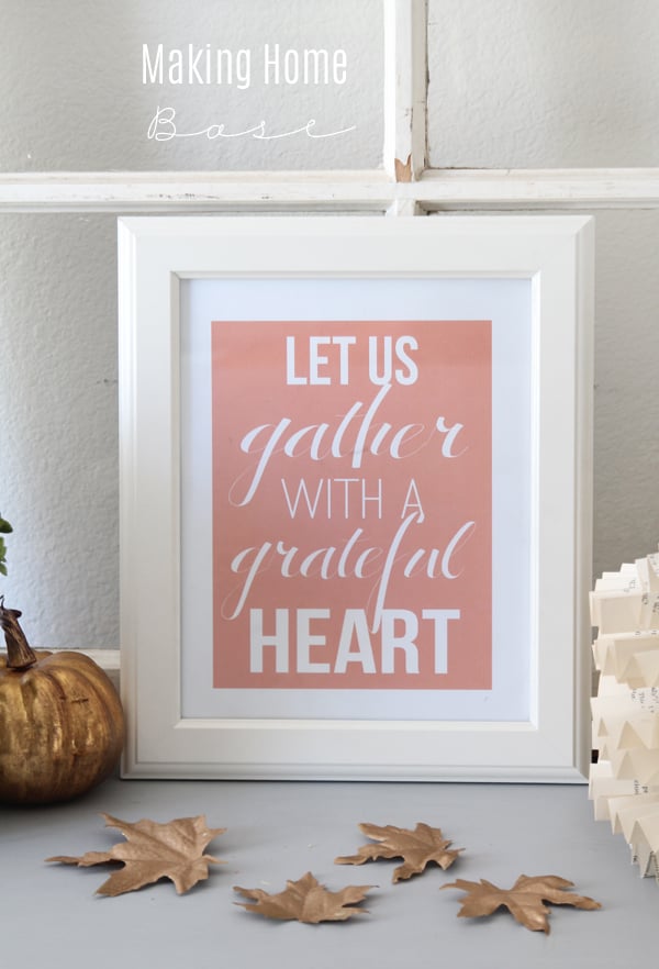 Fall Vignette with Grateful Heart Printable www.makinghomebase.com