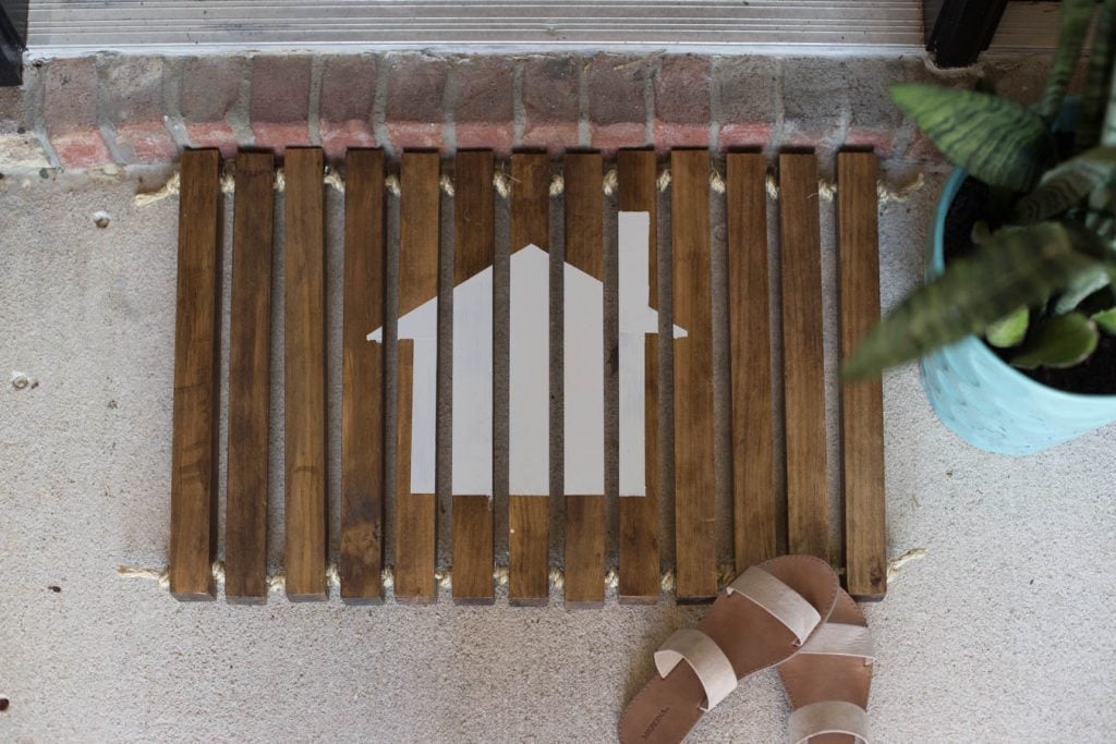 DIY Wooden Doormat