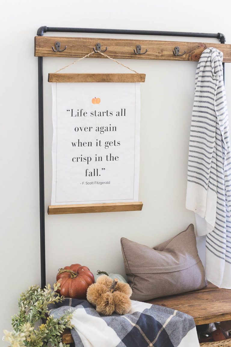DIY Fall Sign - A Free Printable with a Tutorial on a vintage looking frame