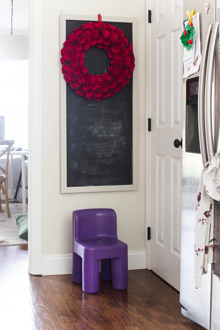 REAL Christmas Home Tour - Bloggers share real, unstyled pics of their homes during Christmas time