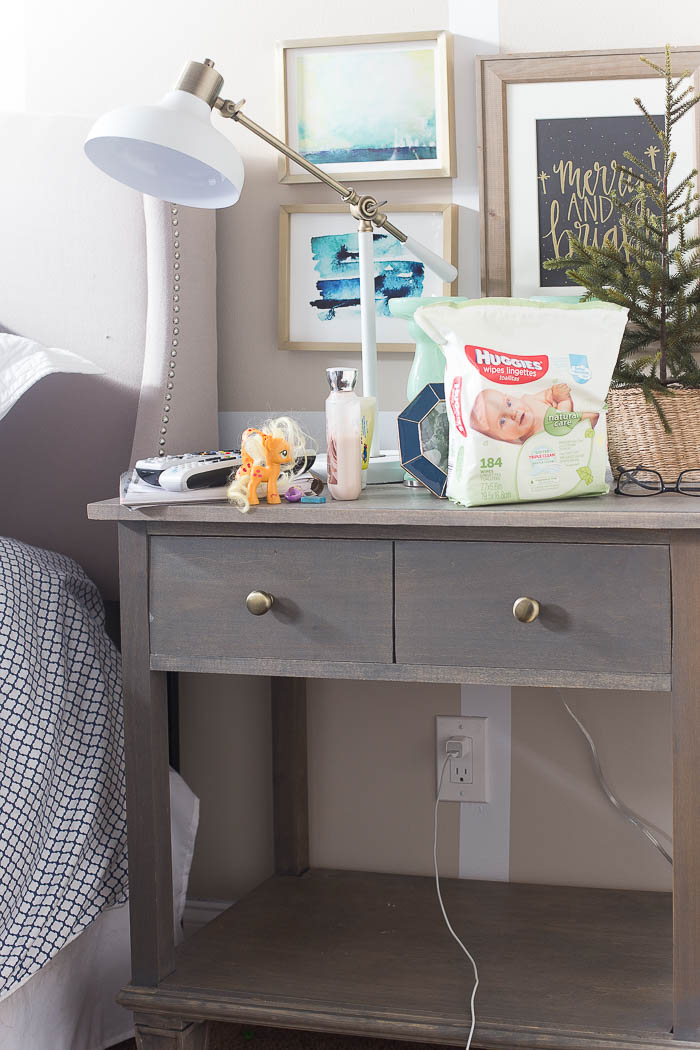 REAL Christmas Home Tour - Bloggers share real, unstyled pics of their homes during Christmas time