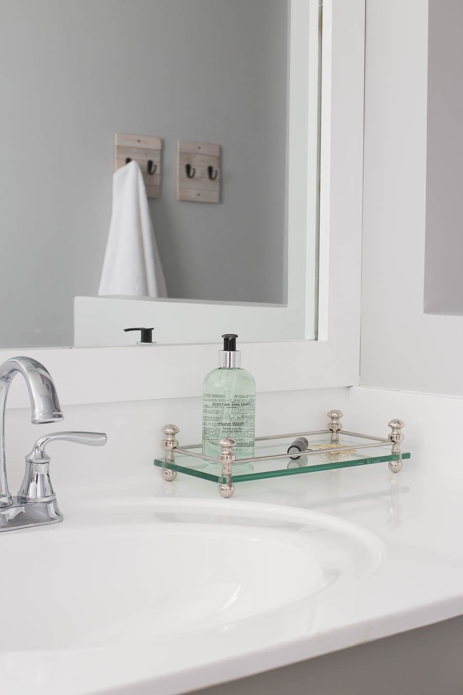 Can't replace your bathroom vanity? Refinish the bathroom countertop instead. This technique creates a beautiful clean look without spending much money