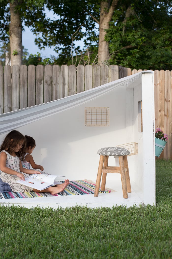 DIY Kids Backyard Hideaway - Create a little outdoor imagination station for your kids by building one of these little outdoor nooks