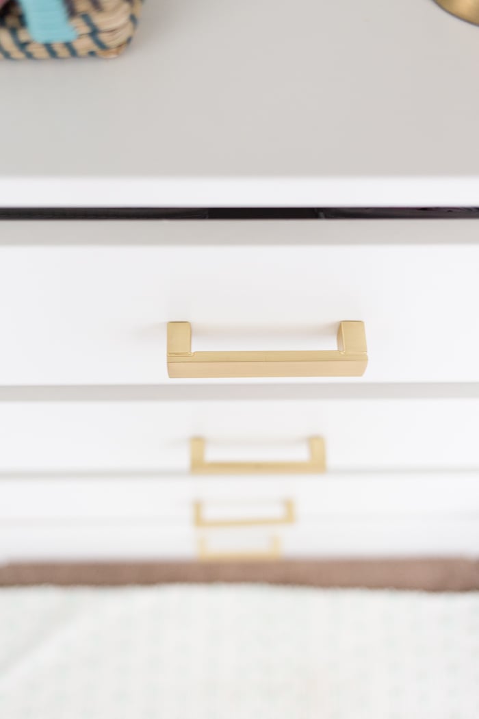 Closet makeover - a beautiful DIY closet organizer