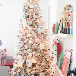 Playroom Christmas Decorating