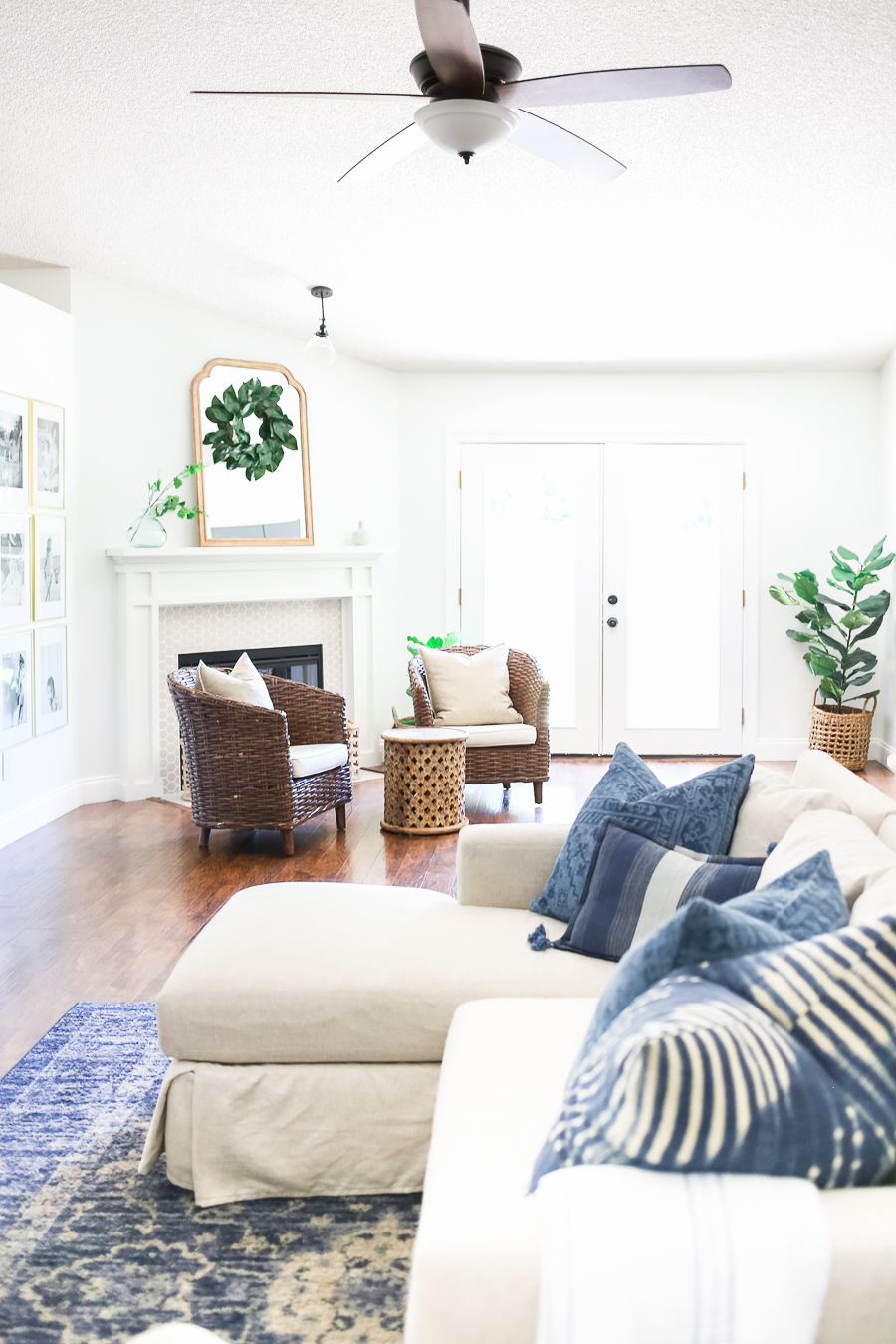 Benjamin Moore Chantilly Lace