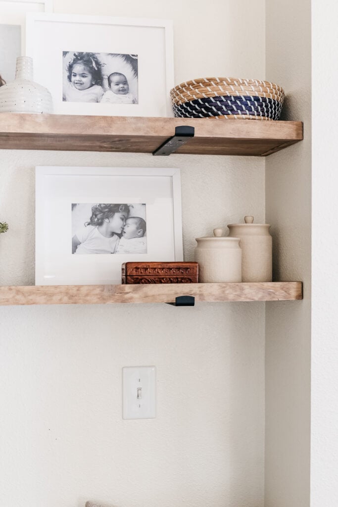 How to install floating shelves