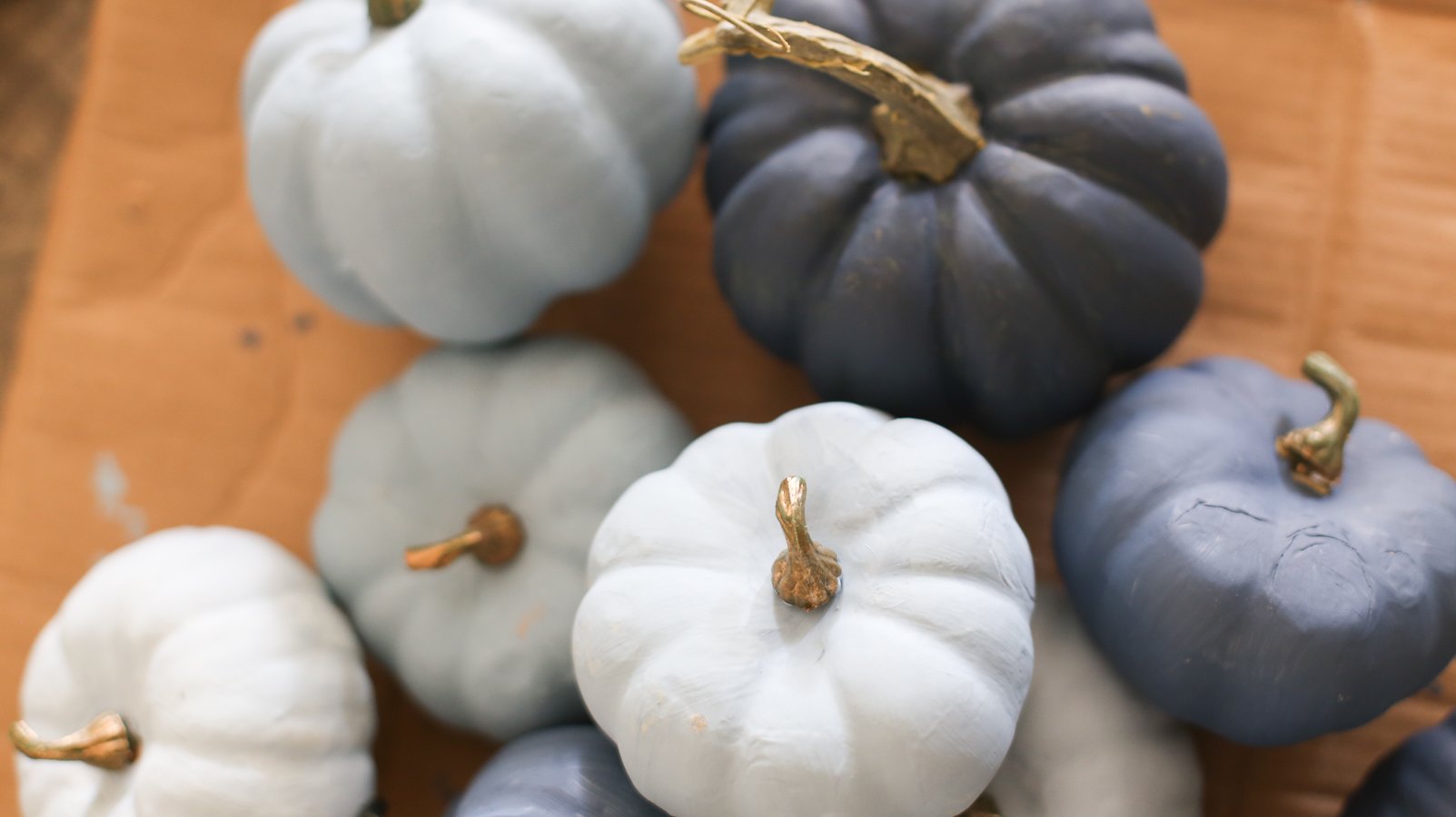 How to Paint Pumpkins Ombre Blue for Fall