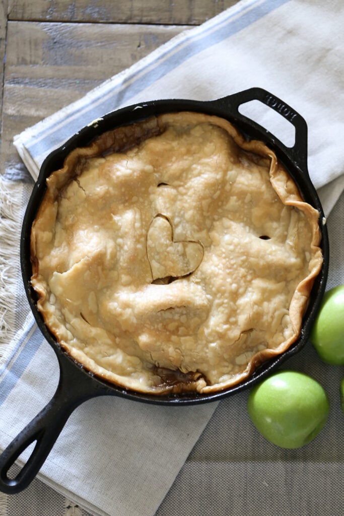 Cast Iron Skillet Apple Pie