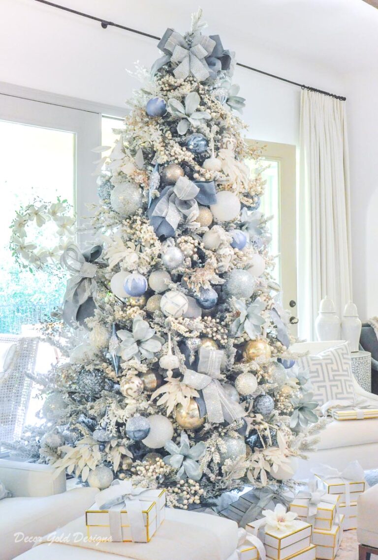 Blue and White Christmas Tree Ideas