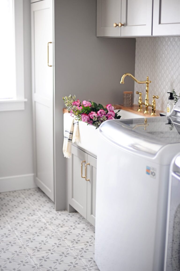 The Six Best Paint Colors for Gray Kitchen Cabinets