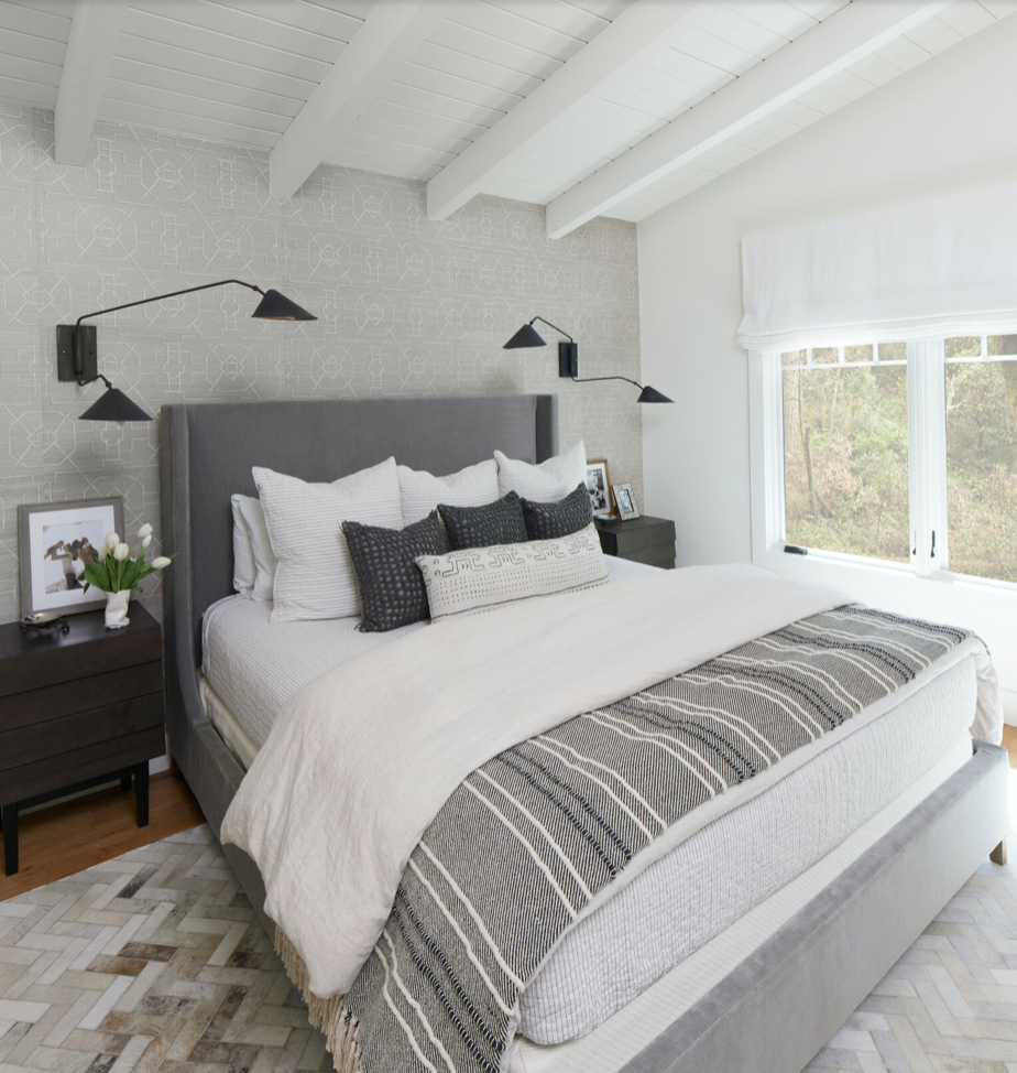 Grey Accent Wall Ideas For Your Living Room And Bedroom