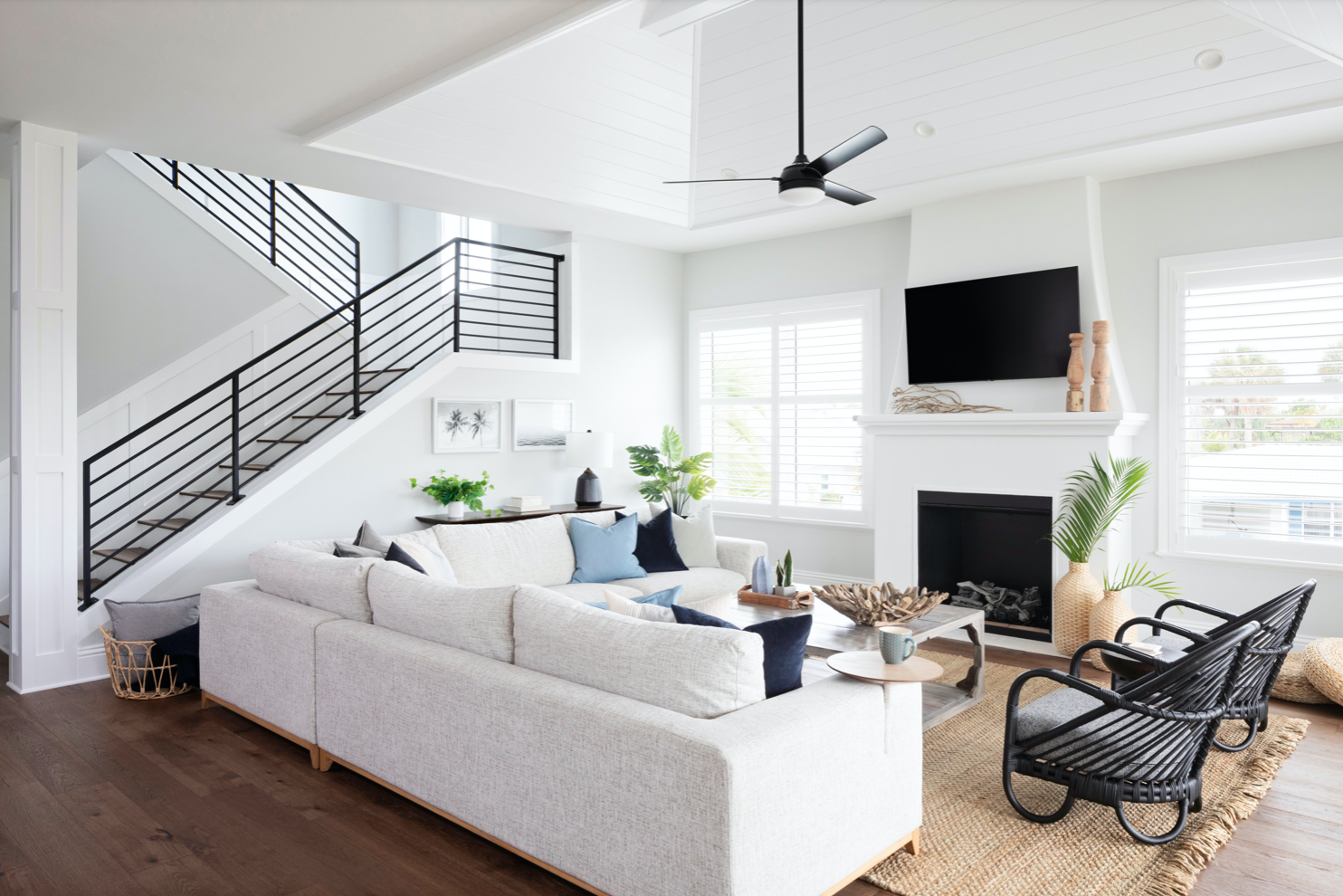 Furniture That Goes With Dark Wood Floors