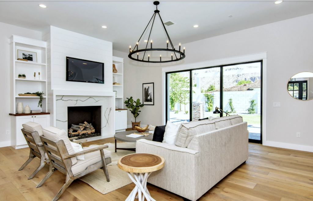 SW 7014 Eider White living room