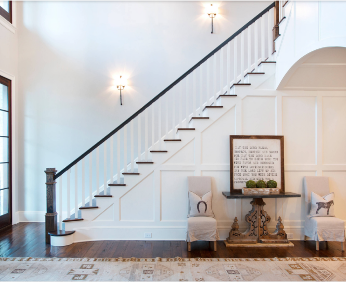 11 Stunning Board and Batten Entryway Designs