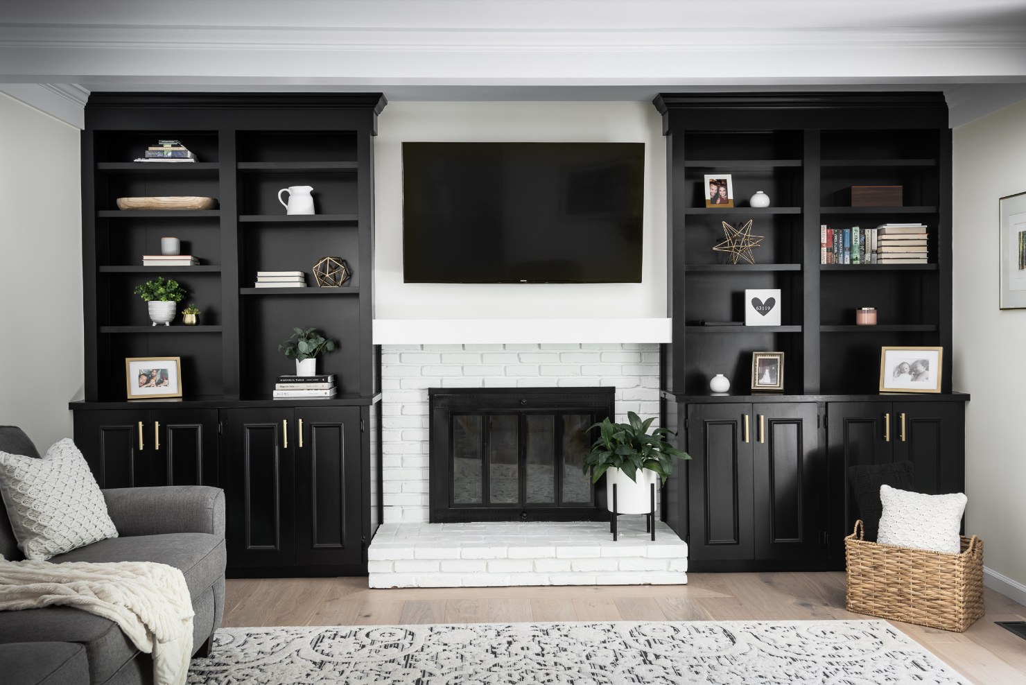 Built ins Around Fireplace Design Inspiration