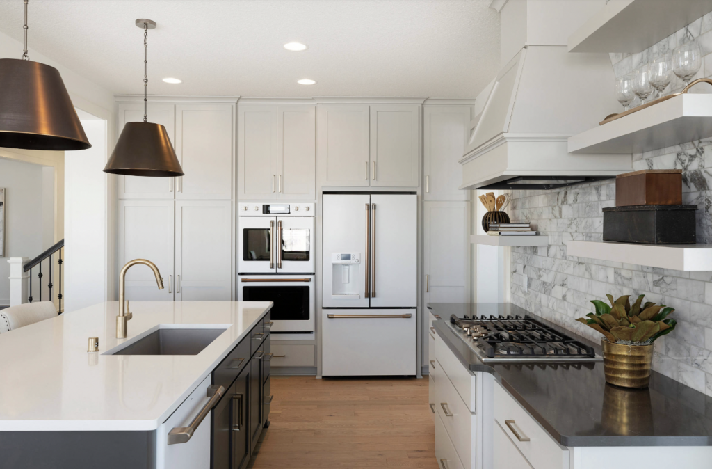 SW Worldly Gray Kitchen