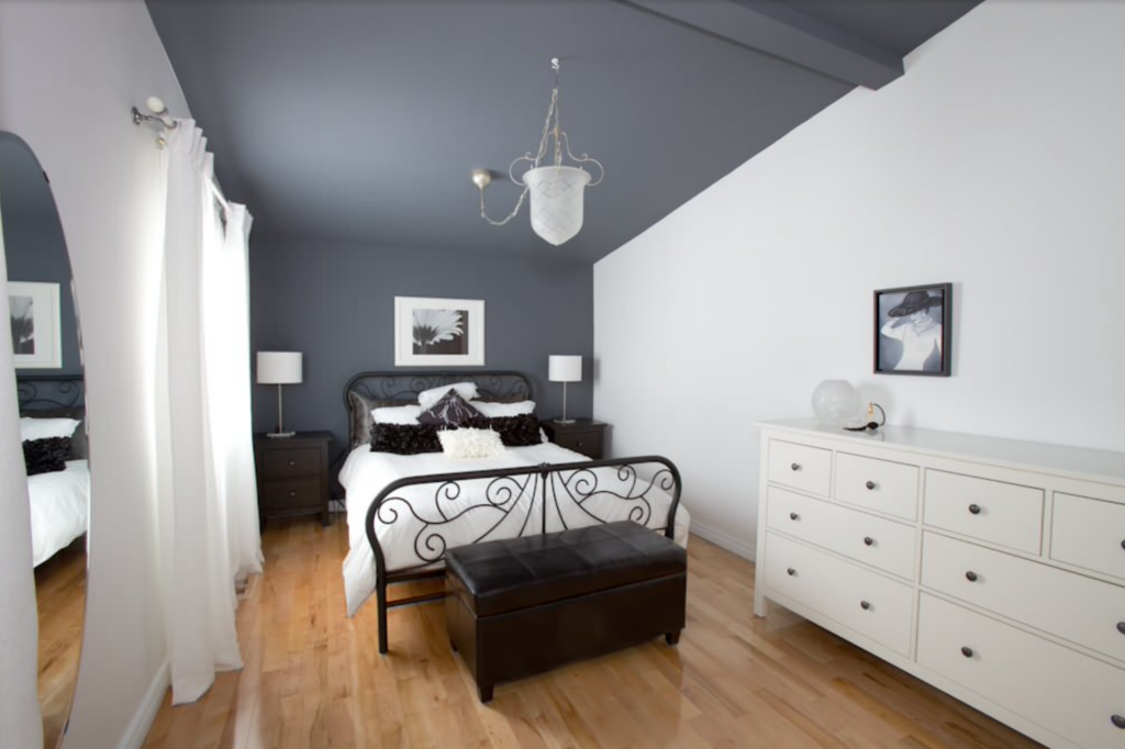 An accent wall that includes the ceiling.